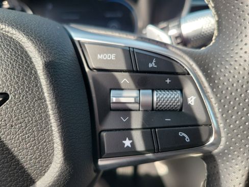 Certified 2025 Genesis G70 2.5T image 8