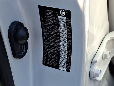 Certified 2024 Toyota Corolla LE FWD image 28