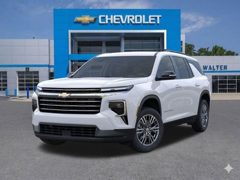 New 2026 Chevrolet Traverse LT w/ Driver Confidence Package image 7