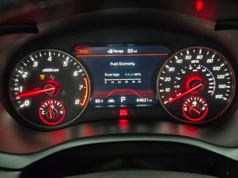 Used 2019 Kia Stinger GT2 image 22