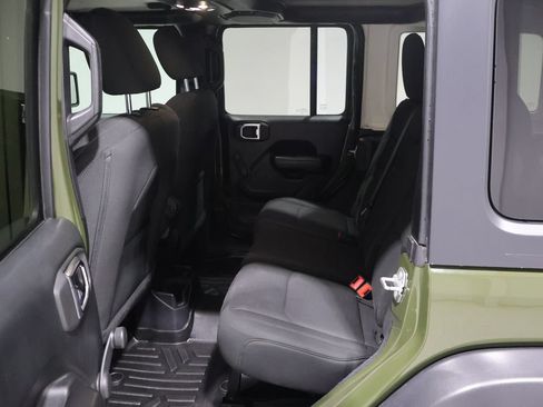 Used 2021 Jeep Wrangler Unlimited Sport AWD/4WD image 16