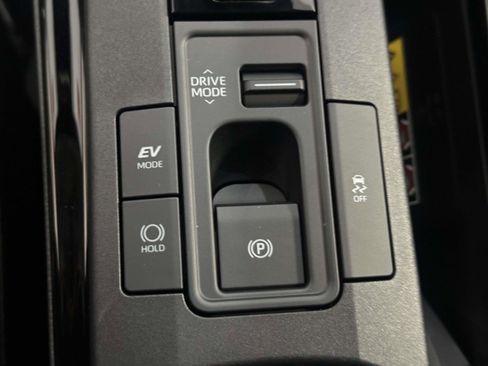 New 2026 Toyota Prius AWD image 25