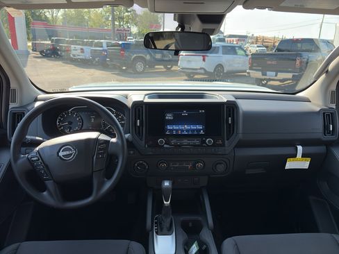 New 2026 Nissan Frontier S image 11