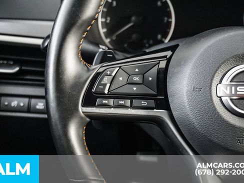 Used 2025 Nissan Altima 2.5 SR FWD image 30