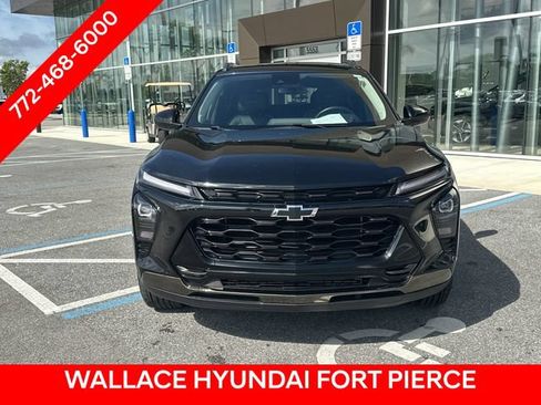 Used 2024 Chevrolet Trax ACTIV w/ Driver Confidence Package FWD image 3