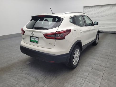 Used 2020 Nissan Rogue Sport SV image 9