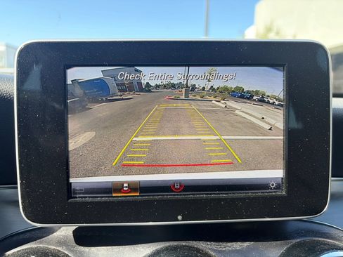 Used 2018 Mercedes-Benz C 300 Sedan image 16