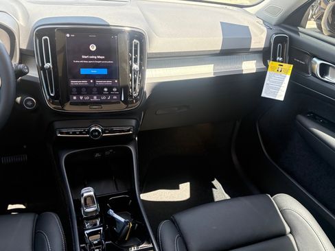 New 2026 Volvo XC40 B4 Plus w/ Protection Package Premier image 11