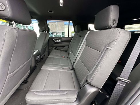 Used 2024 Chevrolet Tahoe LS AWD/4WD image 25