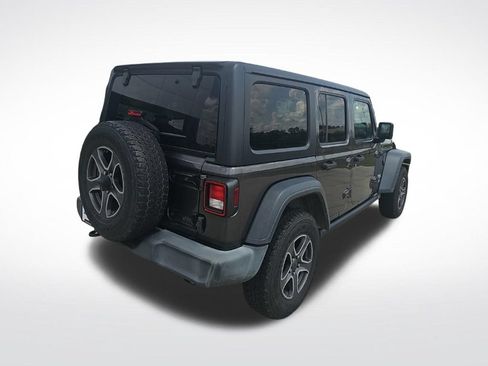 Used 2018 Jeep Wrangler Unlimited Sport S AWD/4WD image 9