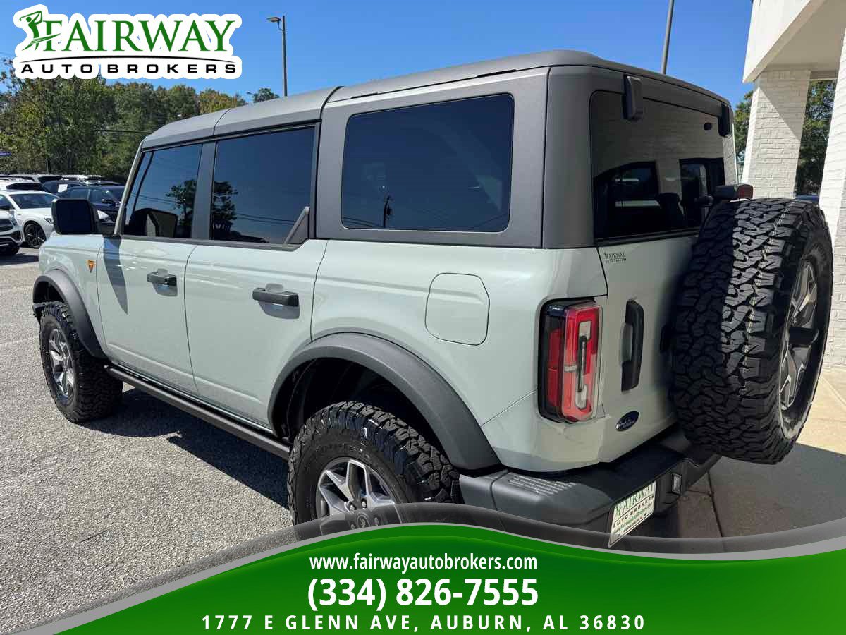 Used 2024 Ford Bronco Badlands AWD/4WD image 8