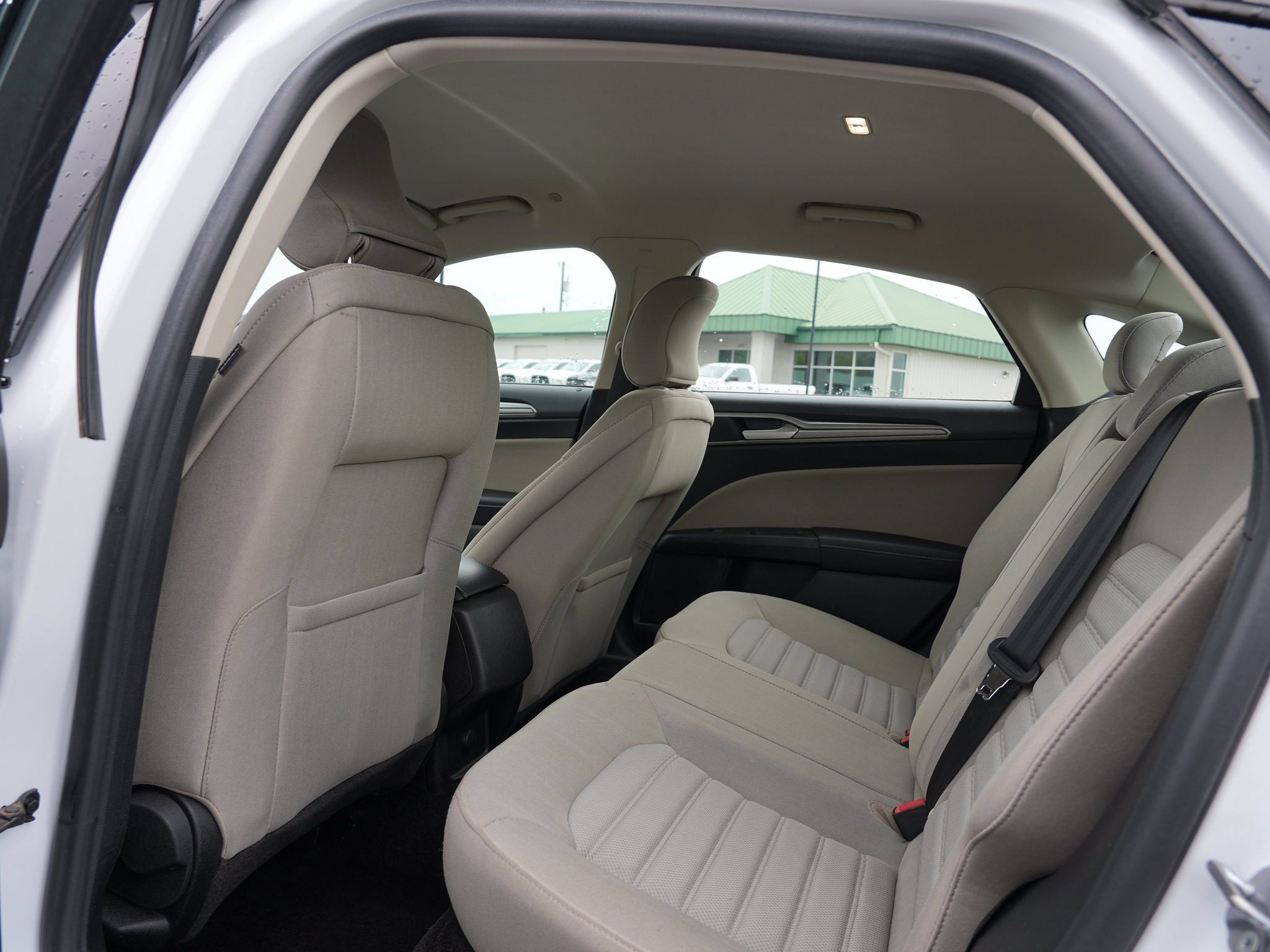 Used 2018 Ford Fusion S FWD image 18