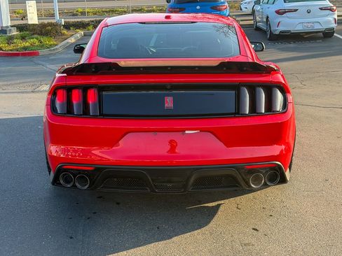 Used 2016 Ford Mustang Shelby GT350 w/ Technology Package image 13