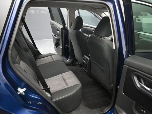 Used 2024 Nissan Rogue SV FWD image 27