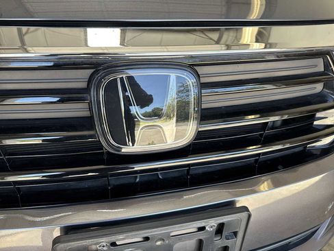 Used 2024 Honda Odyssey EX-L image 11