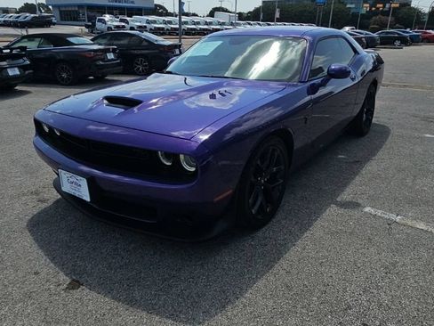 Used 2023 Dodge Challenger R/T w/ Blacktop Package RWD image 3