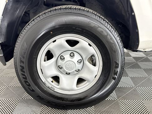 Used 2021 Toyota Tacoma SR RWD image 44