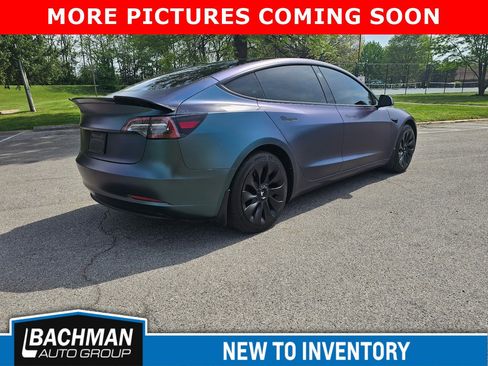Used 2023 Tesla Model 3 Standard Range image 3