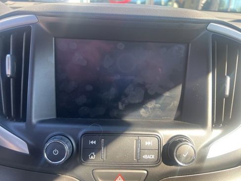 Used 2020 GMC Terrain SLT w/ Preferred Package image 10