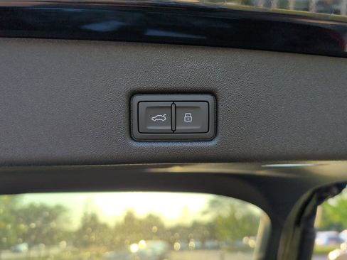 New 2025 Audi Q5 Premium Plus image 29