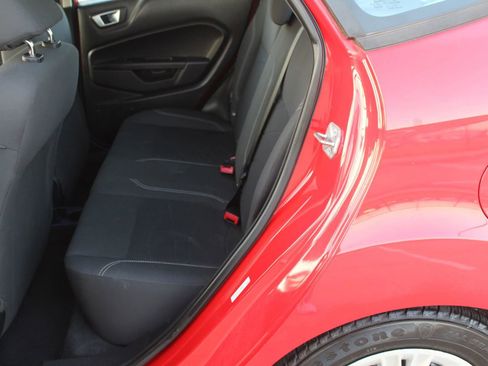 Used 2014 Ford Fiesta SE w/ SE Fuel Economy Package image 5