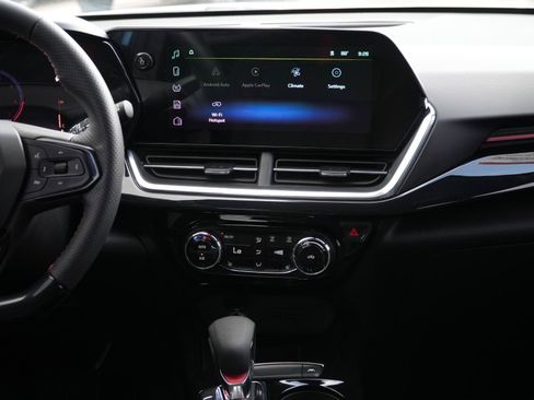 Used 2026 Chevrolet Trax RS w/ Driver Confidence Package FWD image 23
