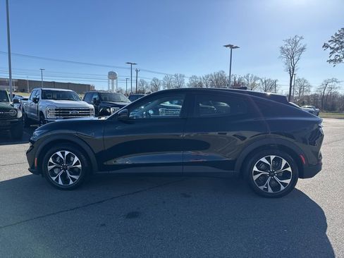 Certified 2024 Ford Mustang Mach-E Select image 6