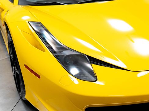Used 2010 Ferrari 458 Italia Coupe RWD image 52