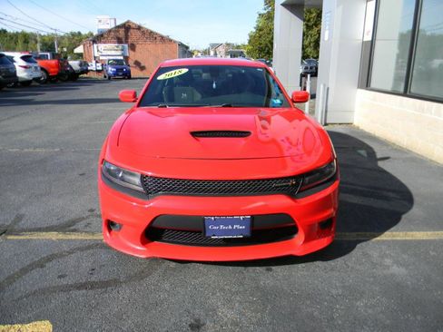 Used 2018 Dodge Charger R/T Scat Pack image 3