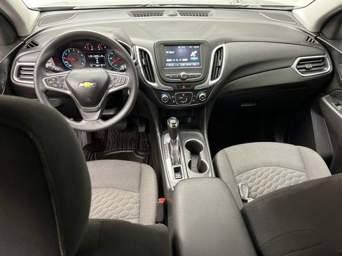 Used 2018 Chevrolet Equinox LT image 4