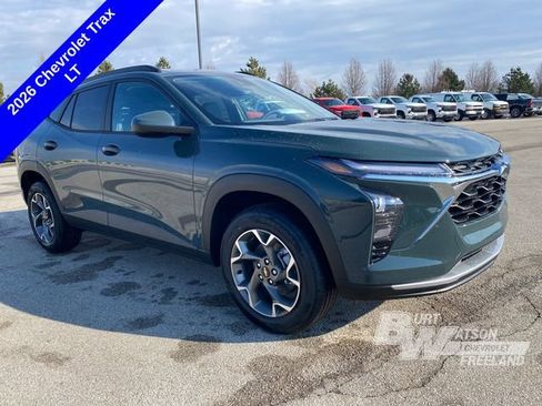 New 2026 Chevrolet Trax LT w/ Driver Confidence Package image 7