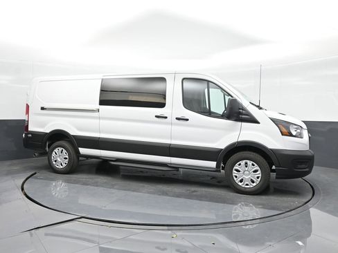 New 2024 Ford Transit 150 Low Roof image 8
