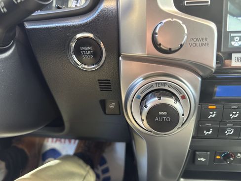 Used 2023 Toyota 4Runner Limited image 31