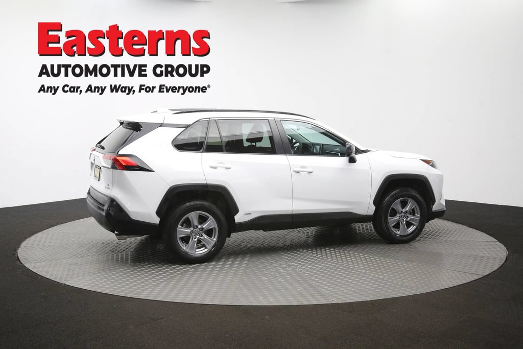 Used 2022 Toyota RAV4 LE AWD/4WD image 45