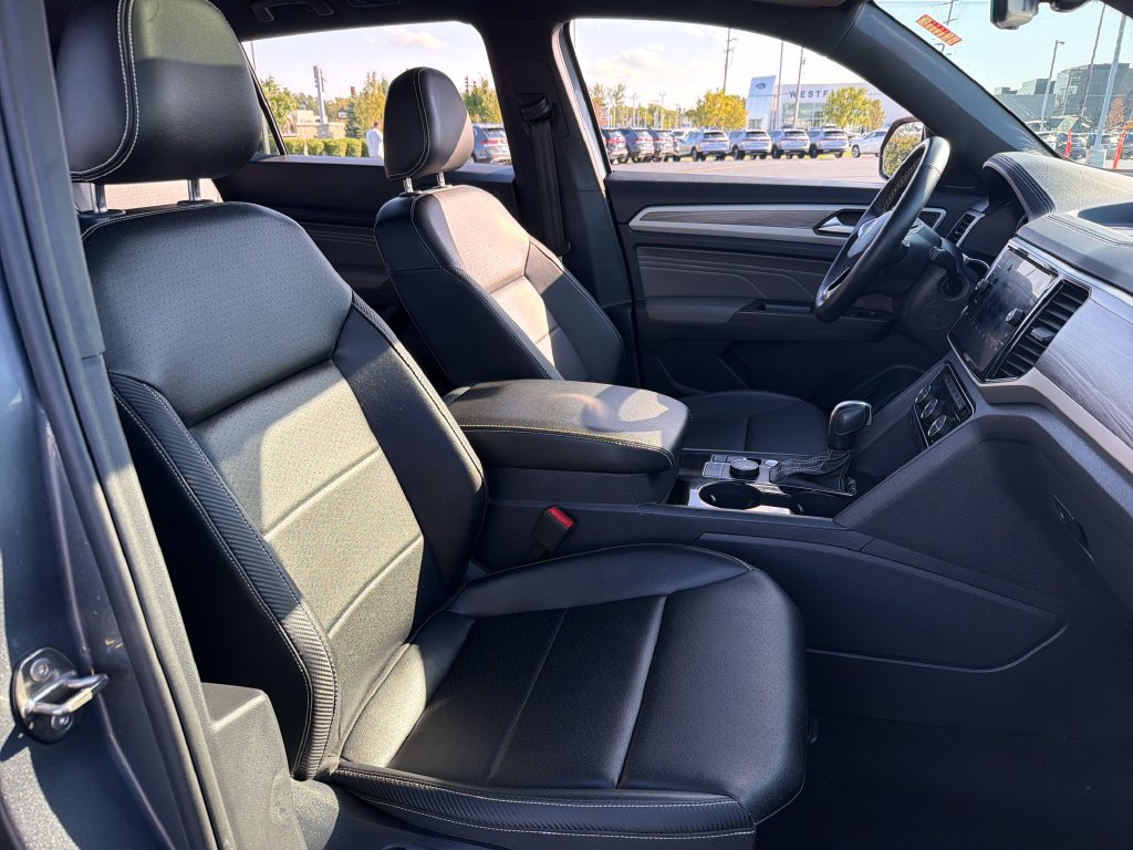 Certified 2023 Volkswagen Atlas Cross Sport SE AWD/4WD image 26