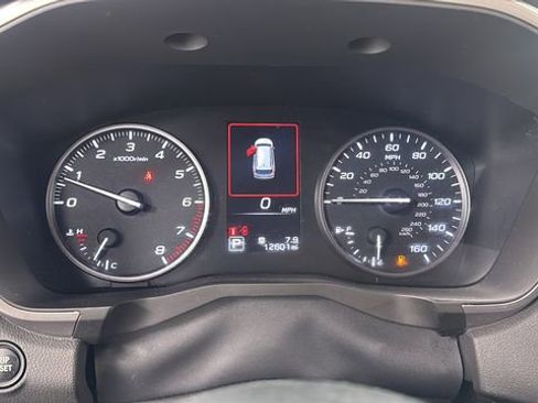 Used 2024 Subaru Ascent Premium w/ Convenience Package image 22