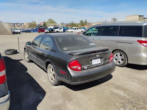 Used 2000 Nissan Maxima image 4