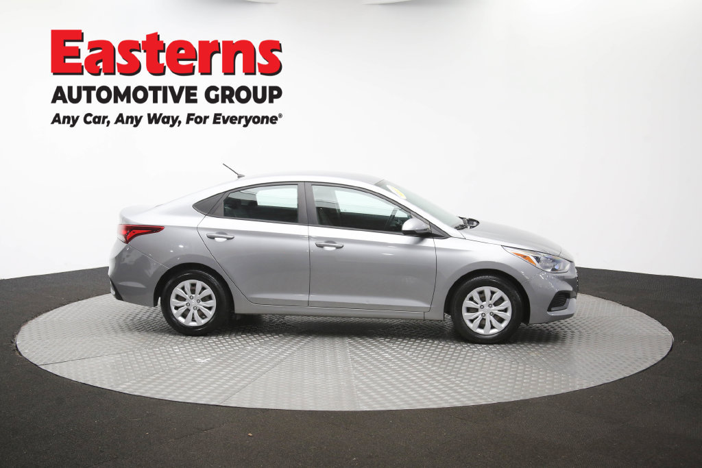 Used 2021 Hyundai Accent SE FWD image 46