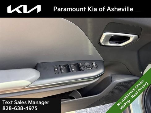 New 2026 Kia K4 FWD image 23