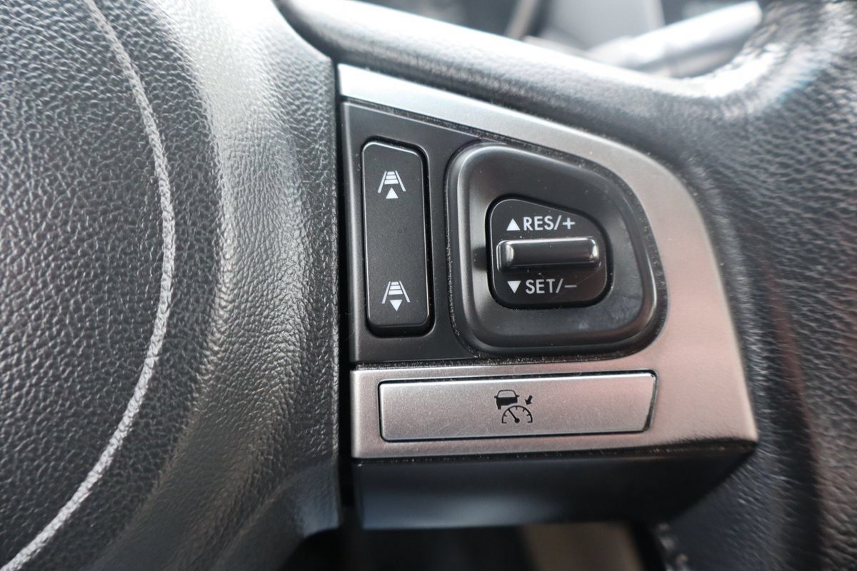 Used 2015 Subaru Outback 2.5i Limited AWD/4WD image 31