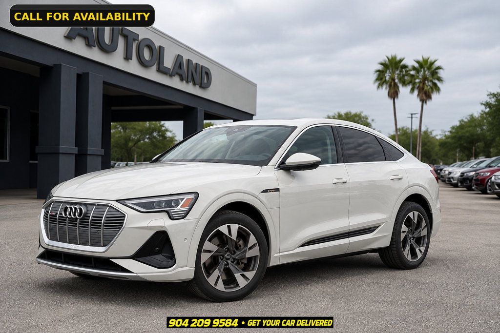 Used 2022 Audi e-tron Prestige AWD/4WD image 1