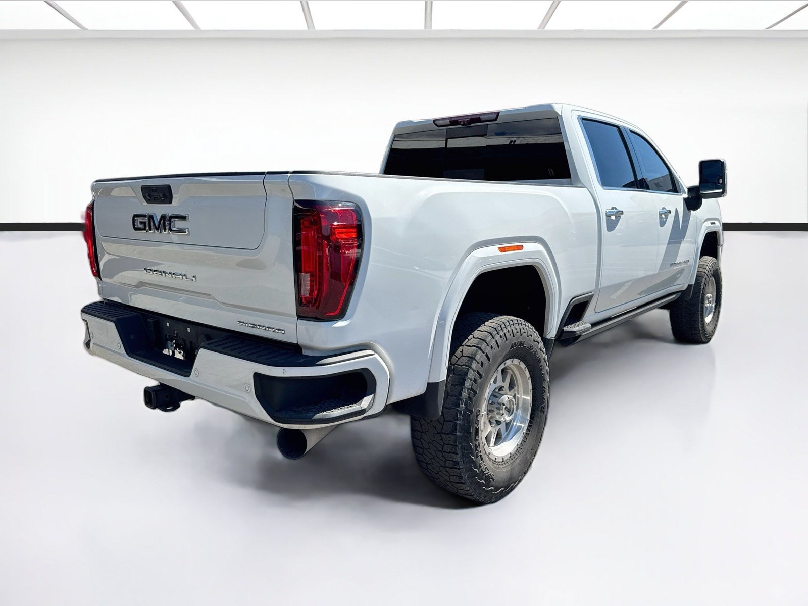 Used 2022 GMC Sierra 2500 Denali w/ Denali Ultimate Package AWD/4WD image 4