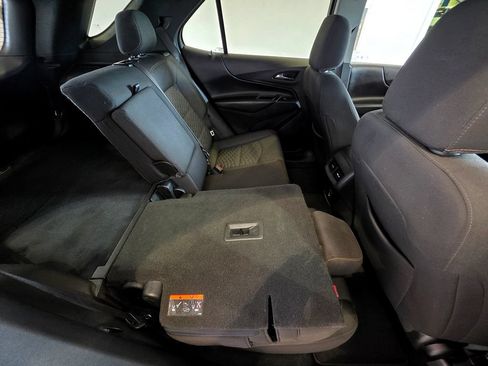 Used 2021 Chevrolet Equinox LT AWD/4WD image 44