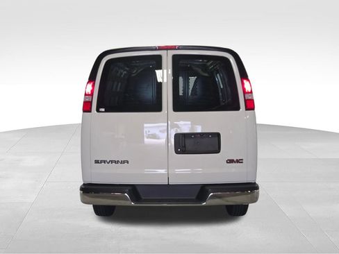 Used 2025 GMC Savana 2500 w/ Driver Convenience Package RWD image 18