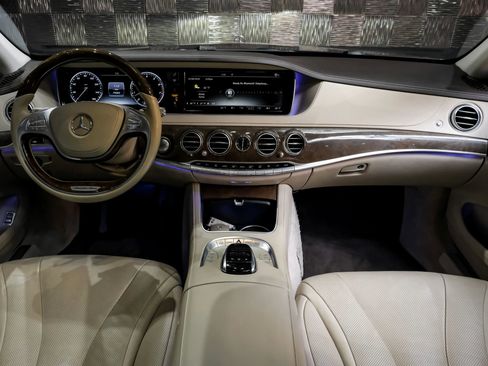 Used 2015 Mercedes-Benz S 550 Sedan image 14