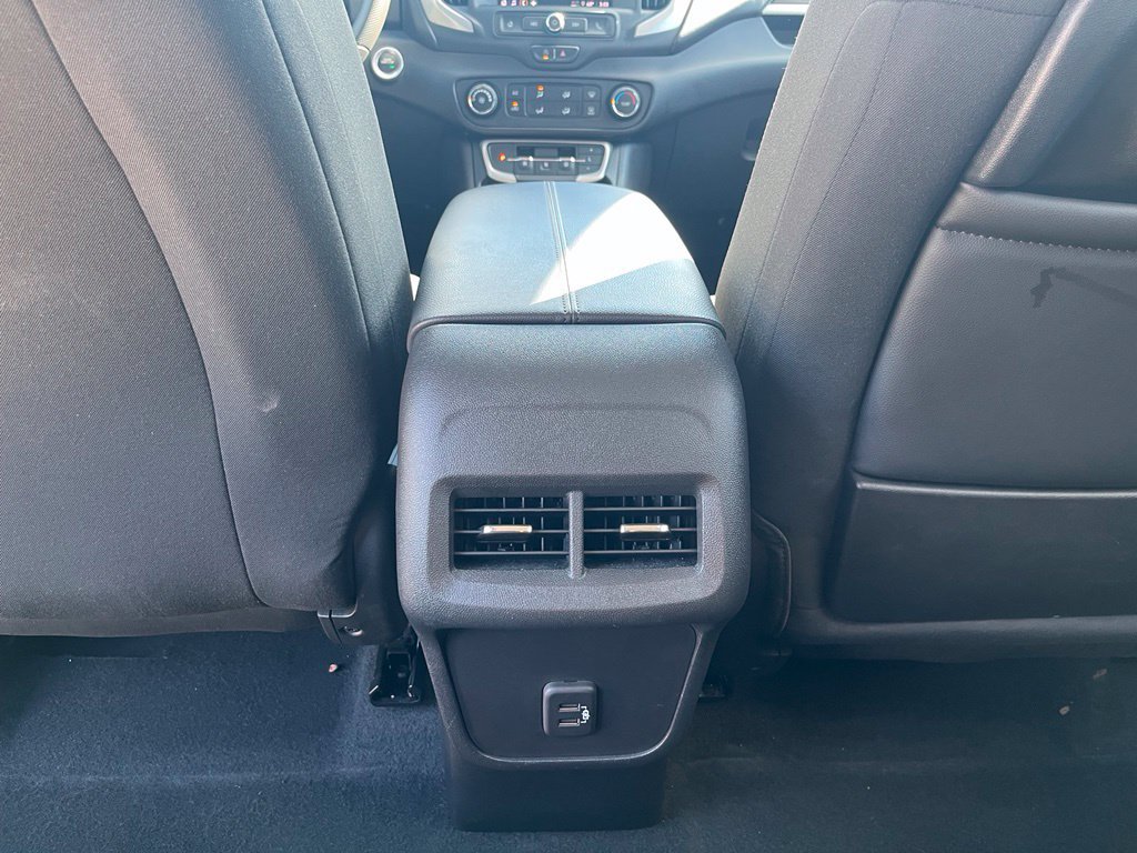 Used 2023 GMC Terrain SLE AWD/4WD image 28