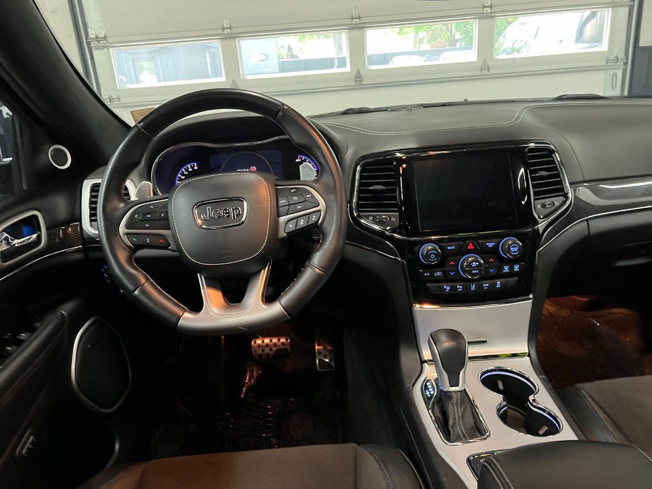 Used 2019 Jeep Grand Cherokee SRT w/ Trailer Tow Group IV AWD/4WD image 8