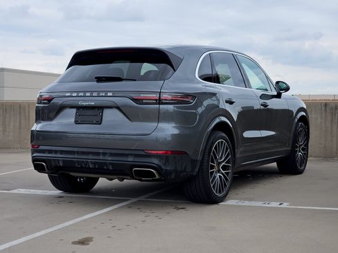 Used 2019 Porsche Cayenne AWD/4WD image 8