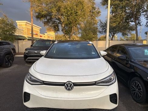 Used 2023 Volkswagen ID.4 Pro S image 2