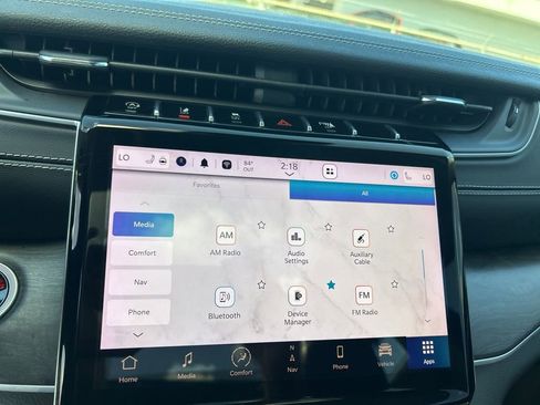 Used 2023 Jeep Grand Cherokee Limited w/ Luxury Tech Group II image 41